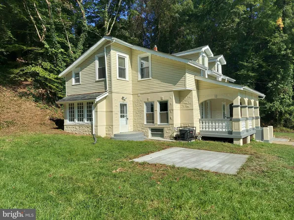621 Nova Ave, Hyattsville, MD 20743