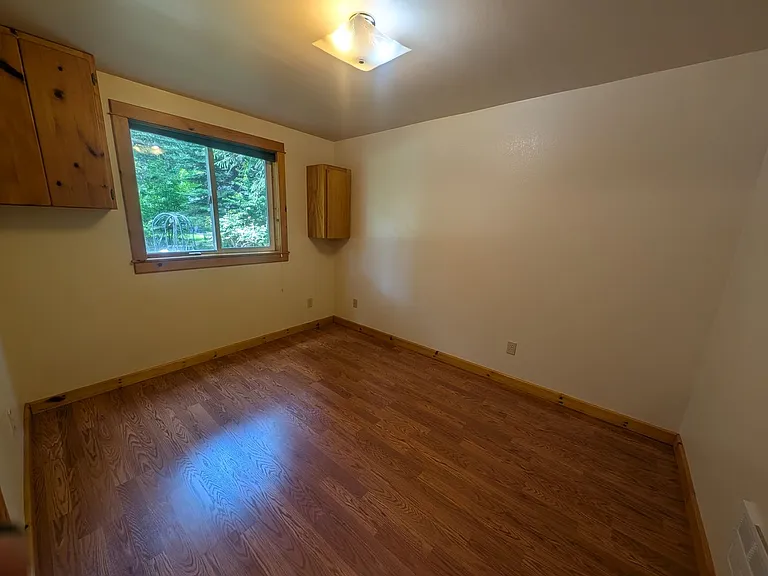 31 Elmes Dr — Photo 12