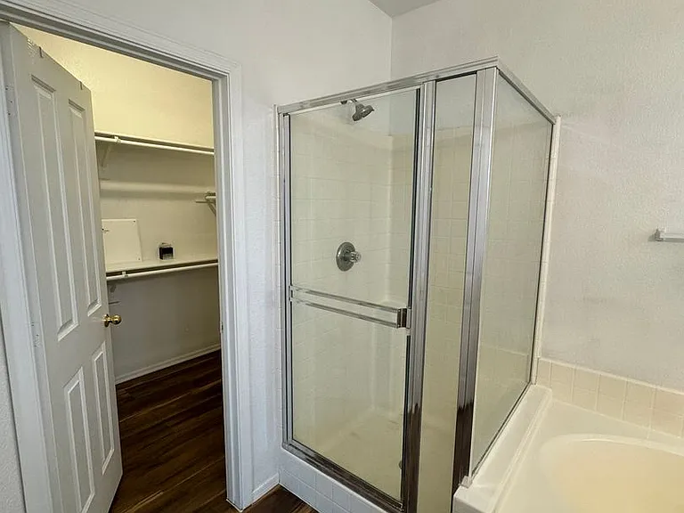 1886 E Don Carlos Ave #156 — Photo 16
