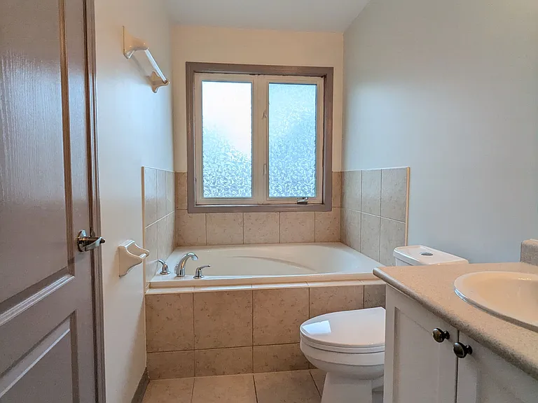 27 Walter Sangster Rd — Photo 18