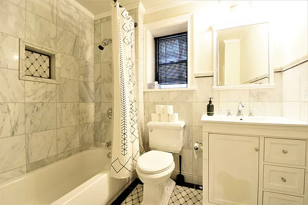 Rented by Brick&Mortar | media 12