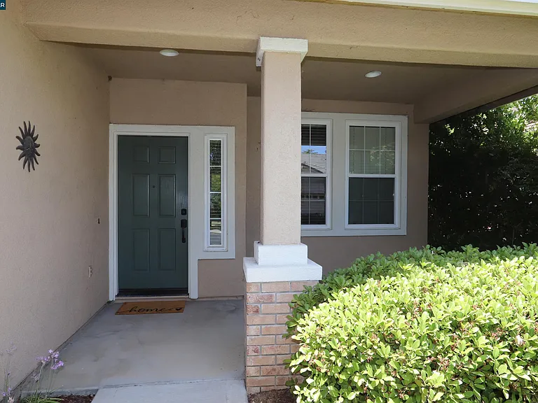 567 Quindell Way — Photo 4