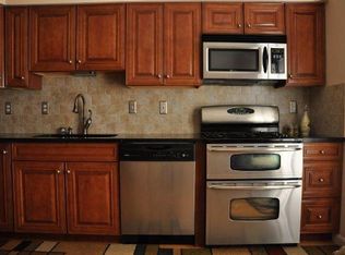 52 3rd St, Stamford, CT 06905
