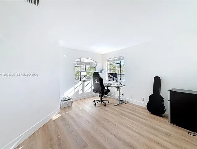 1598 Sandpiper Cir — Photo 14