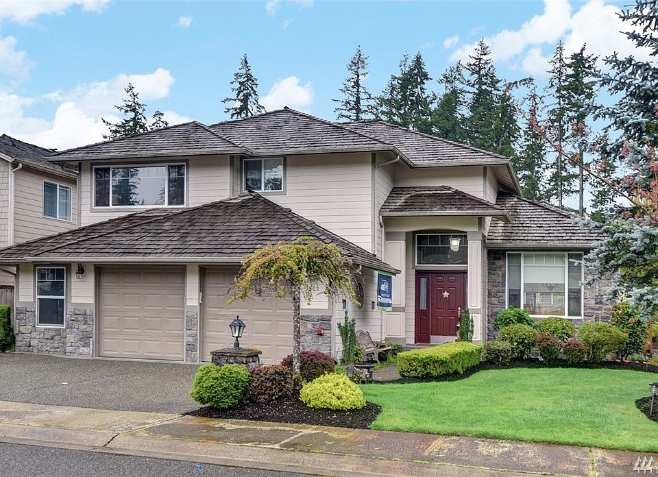 1st image of 523 235th Ave NE