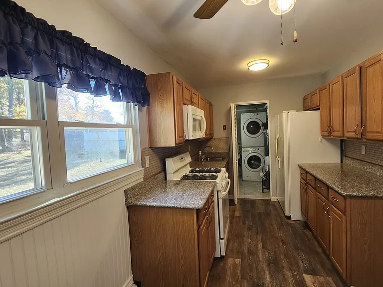 12 Blake Dr — Photo 7