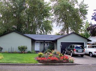 16300 SE Sterling Cir, Milwaukie, OR 97267