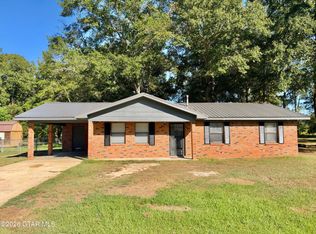 158 Lone Oak Park, West Point, MS 39773
