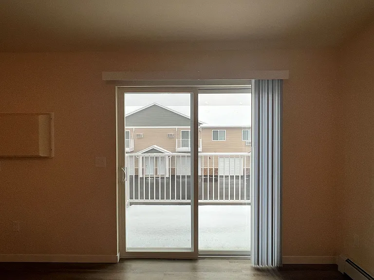 713 Caroline St — Photo 178