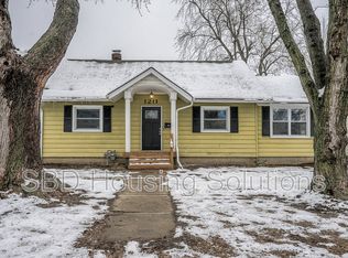 1211 S Maywood Ave, Independence, MO 64052