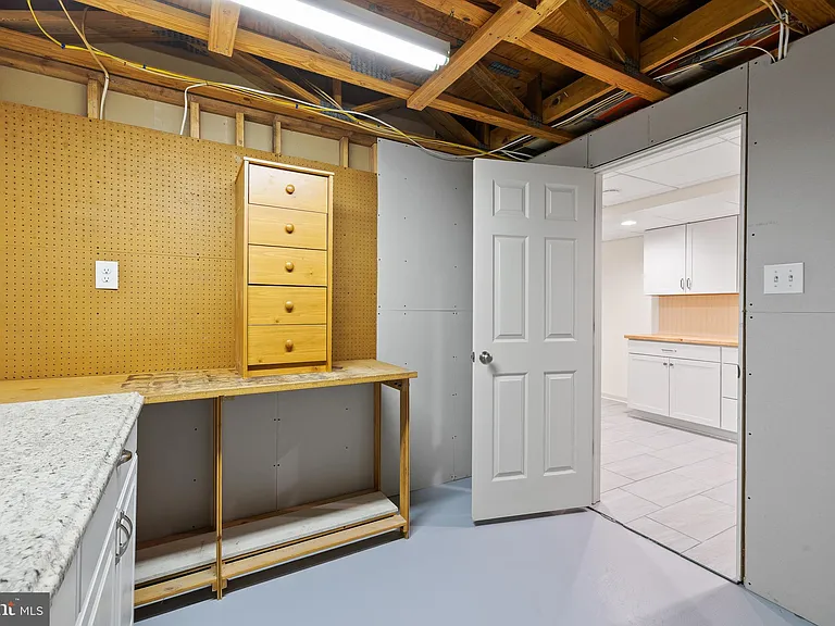 328 Countryside Ct — Photo 22