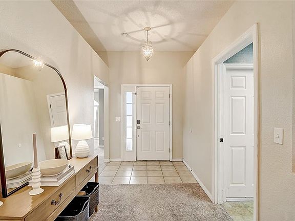 5th image of 2033 Newtown Rd