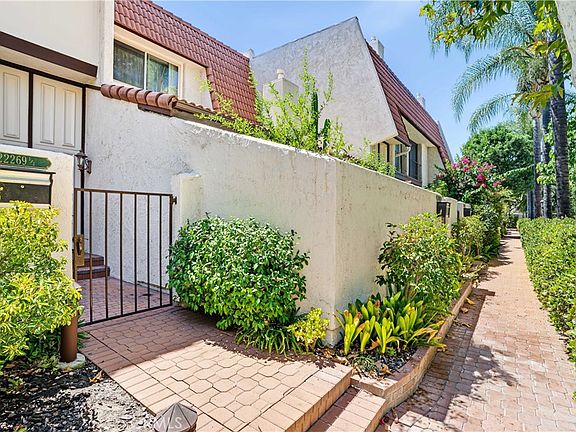 2nd image of 22269 1/2 Erwin St