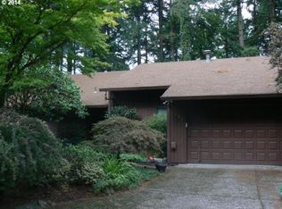 4925 SW Humphrey Park Rd, Portland, OR 97221