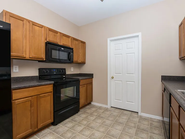 8941 Chalkstone Rd — Photo 8