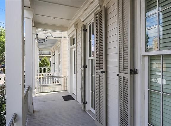 4th image of 1381 Constance St
