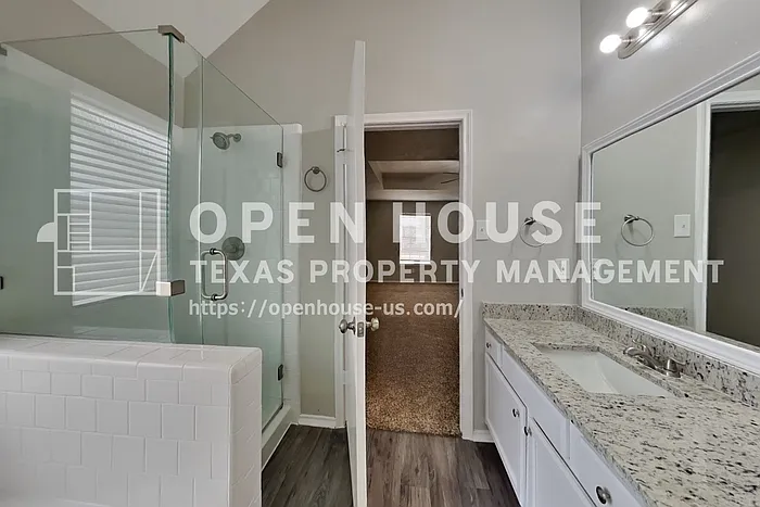 1247 Kings Creek Trl — Photo 10