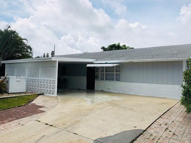 1st image of 4384 Birdwood St
