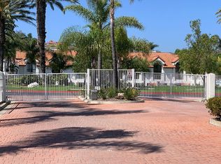 241 Camino Cortina, Camarillo, CA 93010