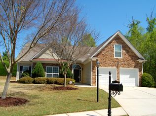 688 Edgeley Ln, Lawrenceville, GA