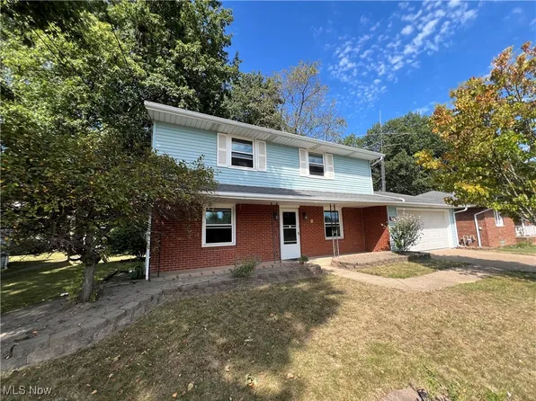 1250 Bell Ct, Elyria, OH 44035