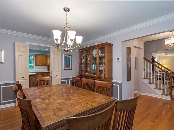 5th image of 32675 Burlwood Dr