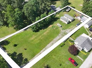 651 Lakeshore Dr, Beechgrove, TN 37018