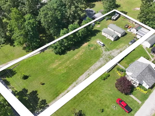 651 Lakeshore Dr, Beechgrove, TN 37018