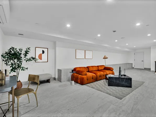 408 Monroe Street image 28 of 31