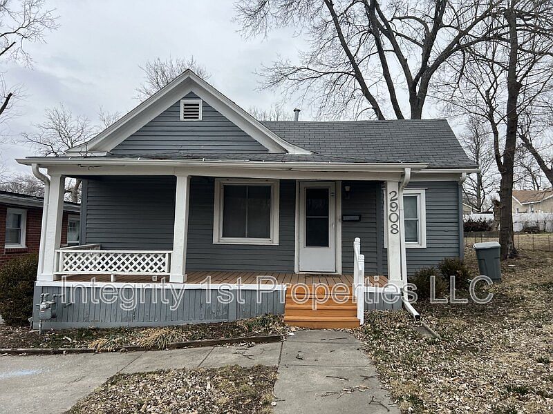 1st image of 2908 W 44th Ave