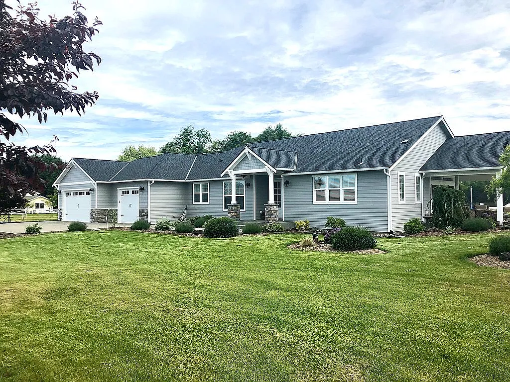 256 Laura Ln photo 1