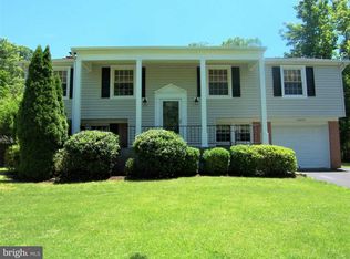 12845 Point Pleasant Dr, Fairfax, VA 22033