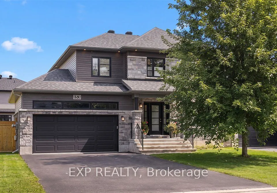 153 Sunset Cres