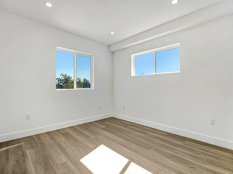 4338 La Clede Ave — Photo 16