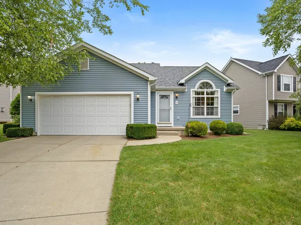 12 Edinburgh Ct, Valparaiso, IN 46385
