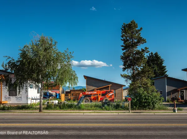 440 E Little Ave, Driggs, ID 83422