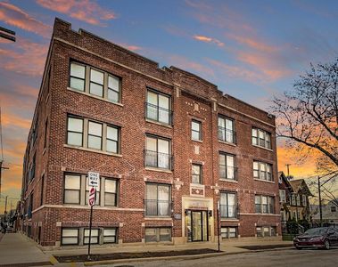 6699 N Olmsted Ave APT G2, Chicago, IL, 60631