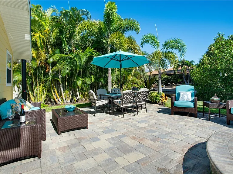 339 Avenida De Paradisio — Photo 47