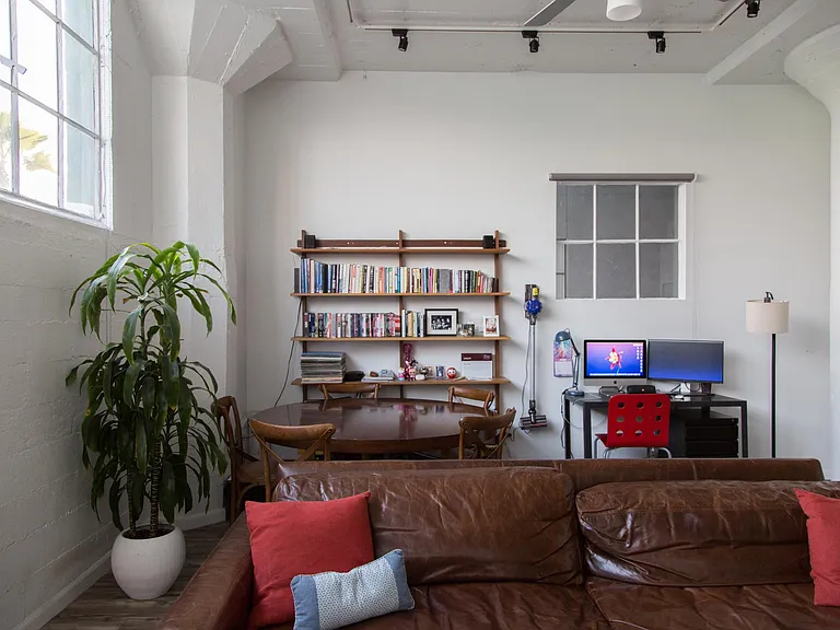 420 S San Pedro St #222 — Photo 14