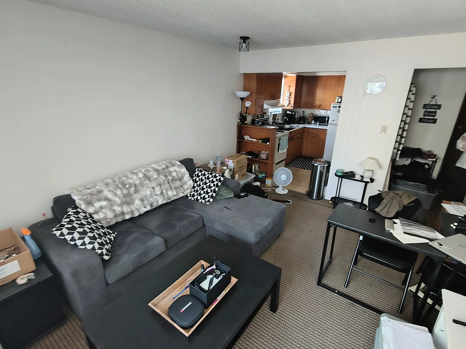 1 bed, 550 sqft, $1,300 — Photo 3