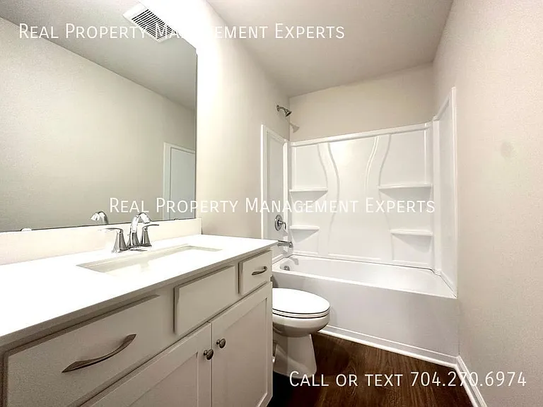 13123 Cottage Crest Ln — Photo 15