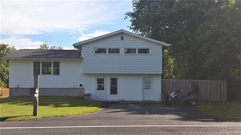 8091 Maple Rd, Clay, NY 13041 Zillow