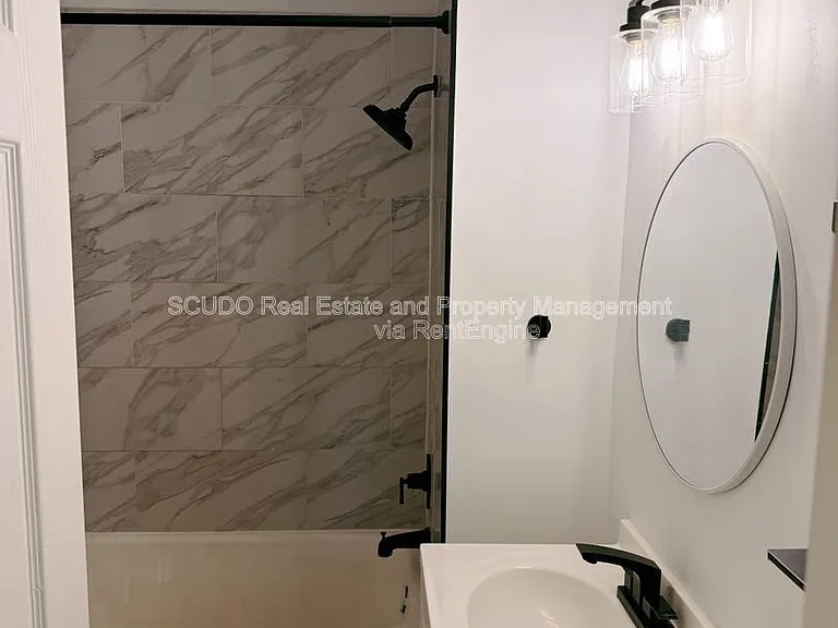 746 Locust Ave — Photo 5