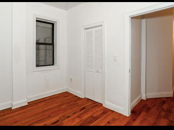 5th image of 620 Park Pl #4B