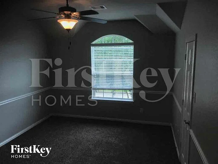 14623 Castle Cove Ln — Photo 19