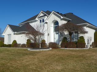 46526 Coachwood Dr, Shelby Township, MI
