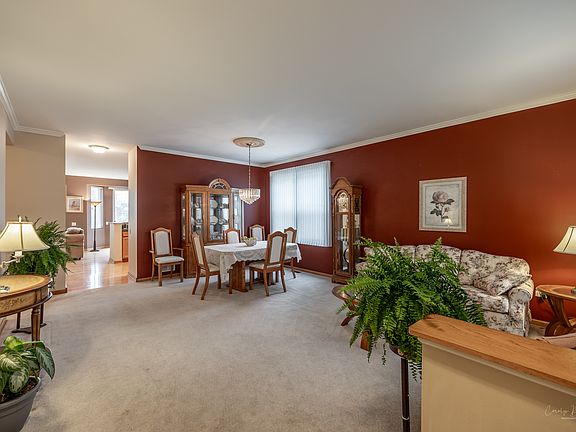 5th image of 13289 W Essex Ln