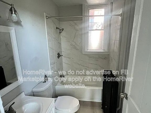 5th image of 2335 May St APT 2R