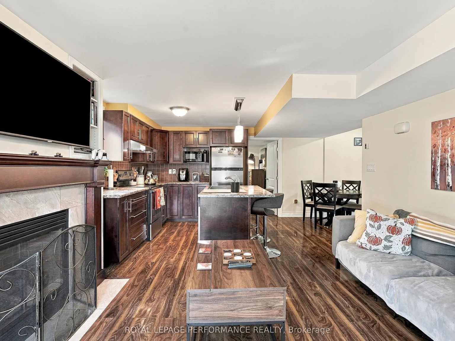 2 bed, $1,795 — Photo 4