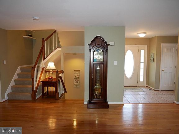 4th image of 12 Victoria Ct #20
